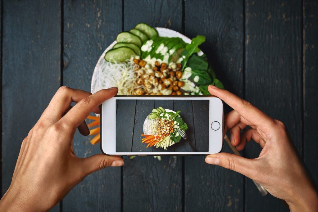 Get professional food photography shots using your iPhone